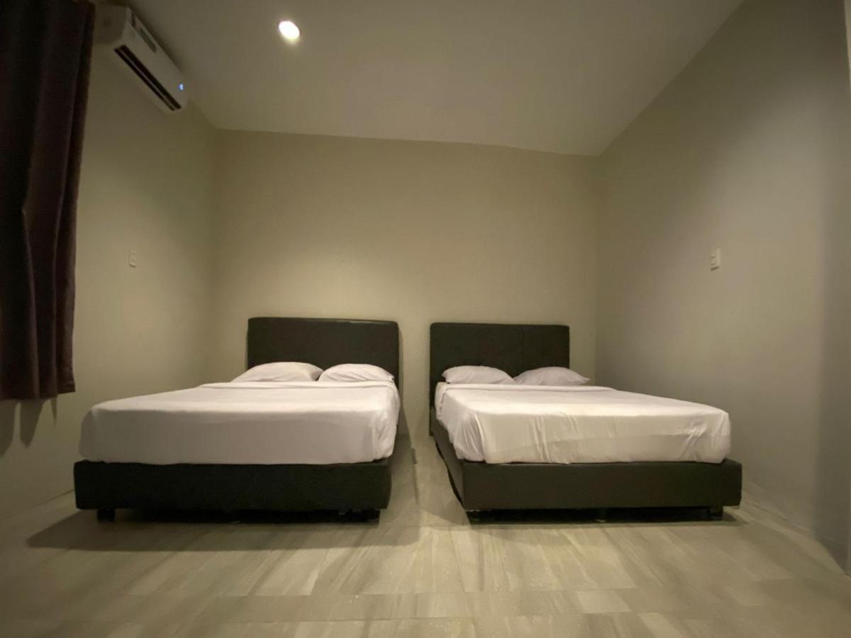 Vosstel Guest House Medan Exterior foto